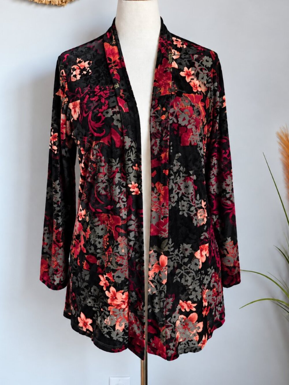 Susan Graver Black Burnout Floral Velvet Open-Front Cardigan Medium Whimsigoth